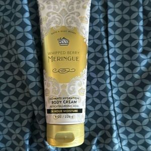 Bath and body Works cream